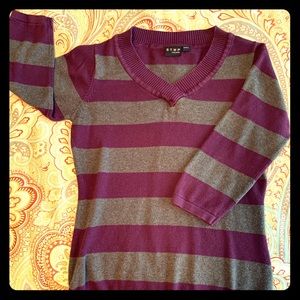 3/4 sleeve sweater/blouse